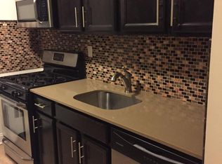 5 62nd St #4B, West New York, NJ 07093