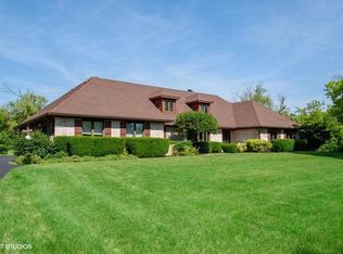 55 Mark Dr, Hawthorn Woods, IL