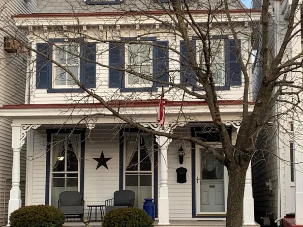 415 Radcliffe St, Bristol, PA 19007