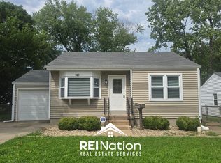967 Charbonier Rd, Florissant, MO 63031