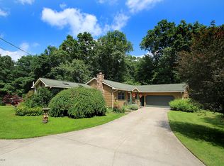 3229 Pine Lake St, Niles, MI 49120