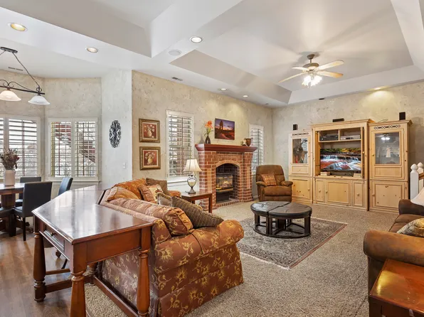 2179 Summerwood Dr, Layton, UT 84040