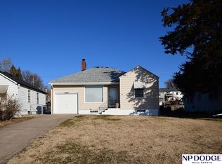 4928 Walnut St, Omaha, NE 68106