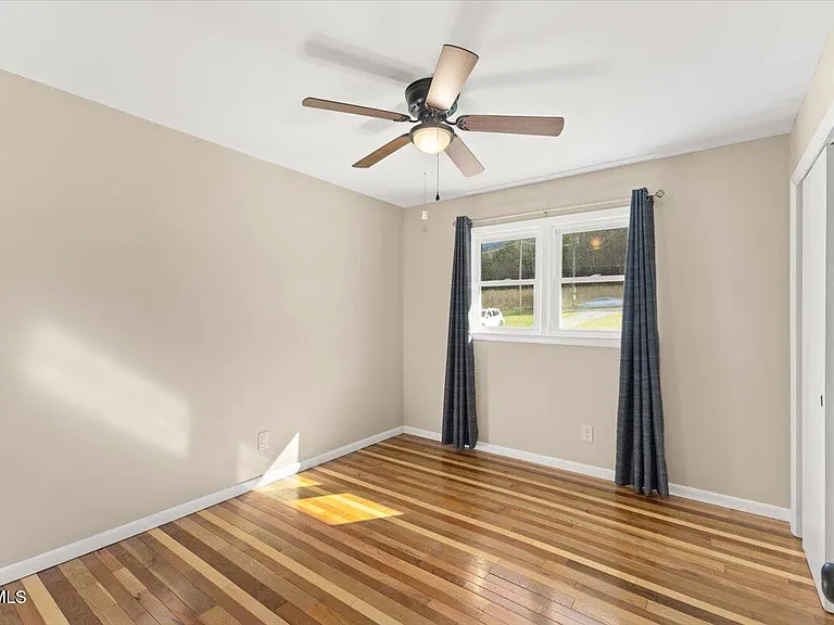 1122 Highway 107 — Photo 23