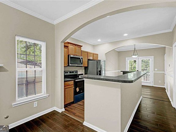 4th image of 1477 Akridge St NW