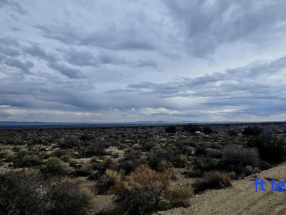 2nd image of 24300 Fort Tejon Rd
