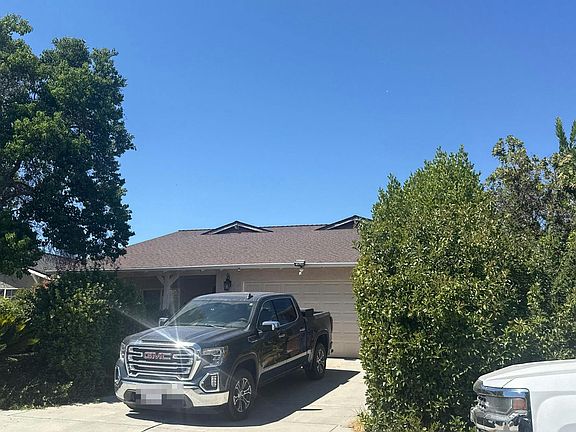 2nd image of 675 Tielo St
