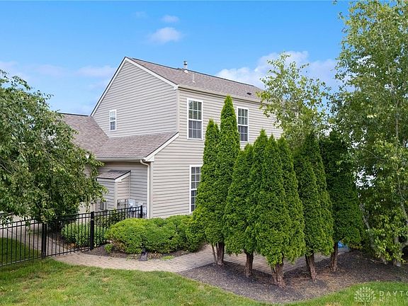 3rd image of 2440 Blacksmith Ln