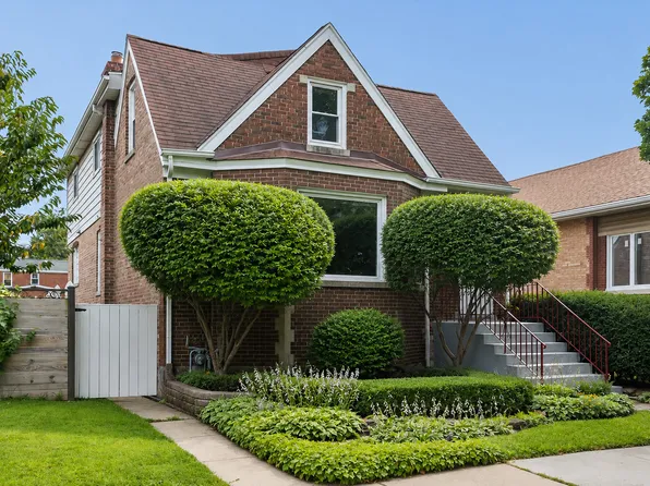 6404 33rd St, Berwyn, IL 60402