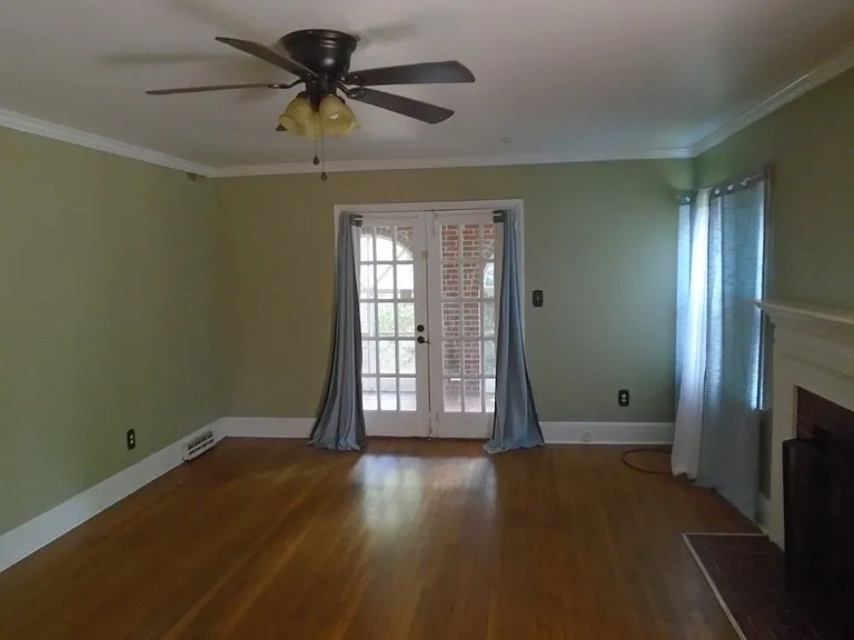 308 Harris Ave — Photo 5
