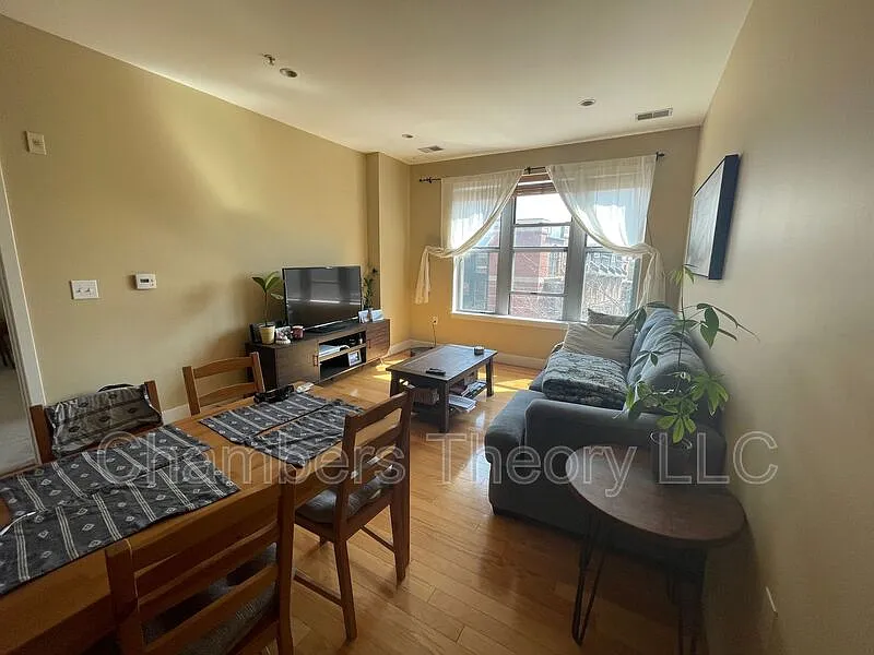 Building Photo - 1800 Wilson Blvd #314