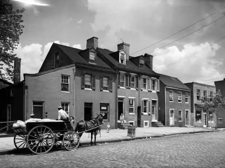 126 E Montgomery St — Photo 30