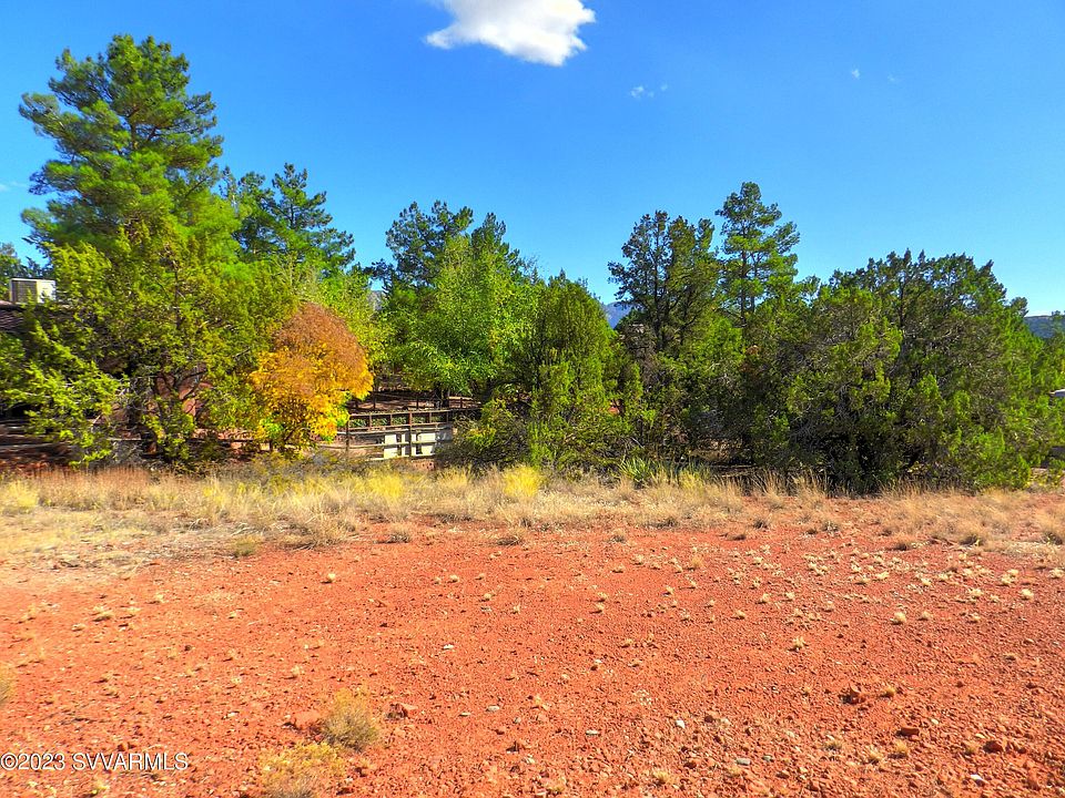 1st image of 470 Mountain Shadows Drive