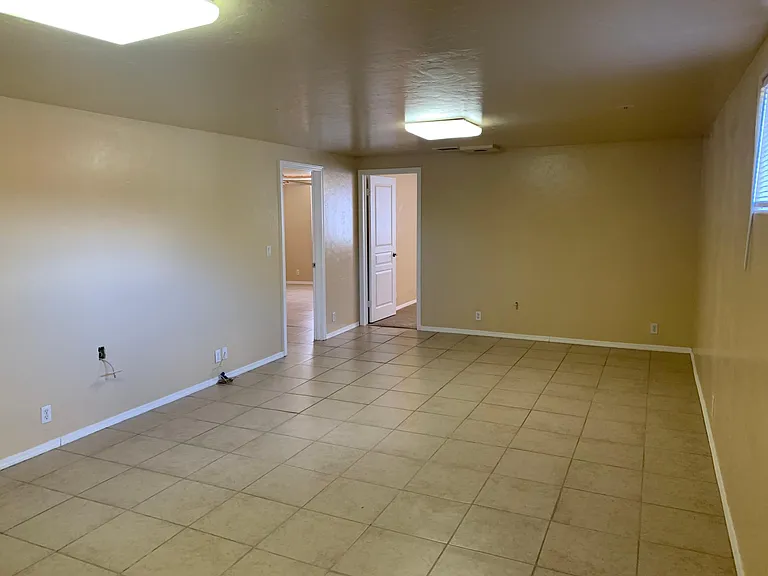 4314 N Miner Rd — Photo 27