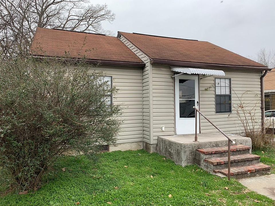 1st image of 3615 Skyline Dr