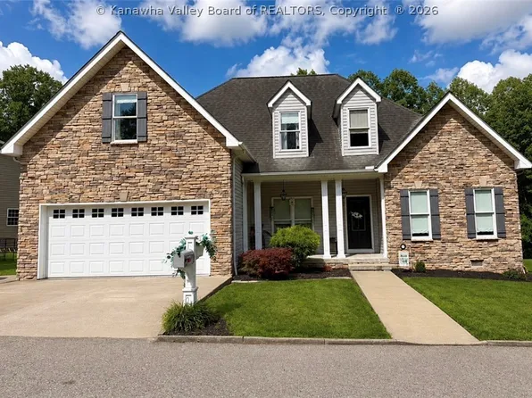 118 Mountain Meadows Rd, Chapmanville, WV 25508