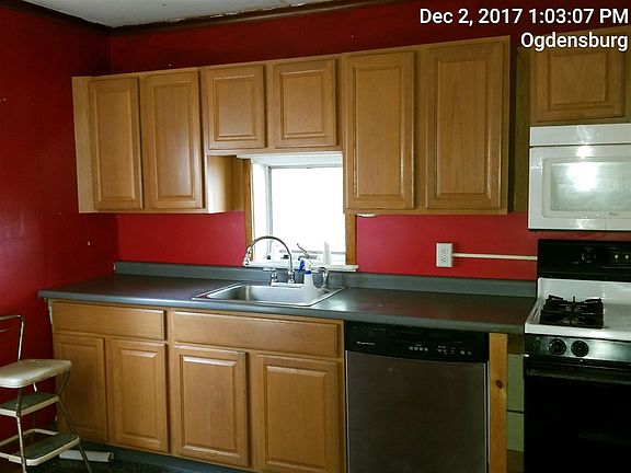 2nd image of 716 Ogden St