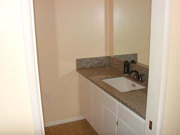 5th image of 17961 Donert St