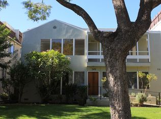 351 N Oakhurst Dr, Beverly Hills, CA 90210