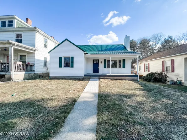 413 8th St, Selinsgrove, PA 17870