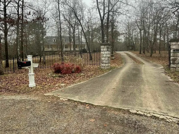 197 Tunica Trl, Hot Springs, AR 71913