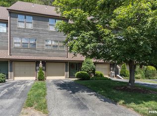 29 Concord Rd APT F, West Milford, NJ 07480