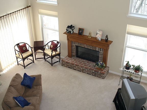 2 story great room with F/P