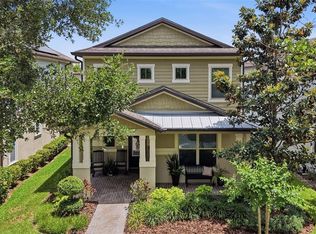 5920 Village Center Dr, Lithia, FL 33547