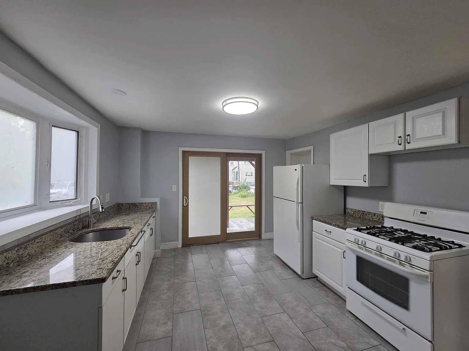 13 Sherman St — Photo 1