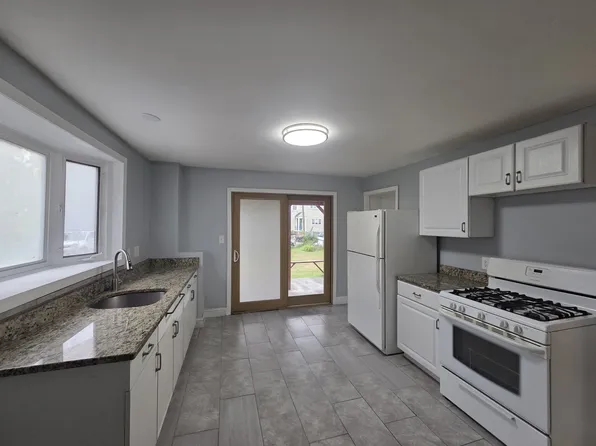 13 Sherman St #1, Peabody, MA 01960