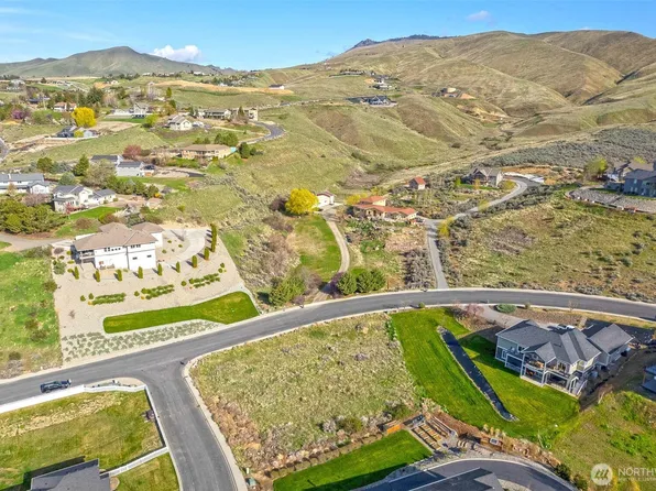11 Elizabeth Court, Wenatchee, WA 98801