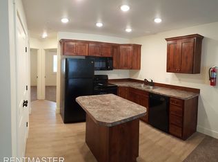 896 Everett Pl APT 4, Rexburg, ID 83440