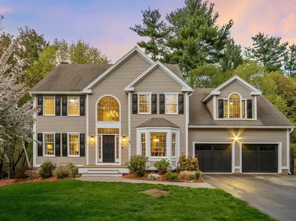 6 Jennifer Dr, Westford, MA 01886
