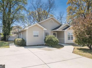 107 Griffith St, Winder, GA 30680