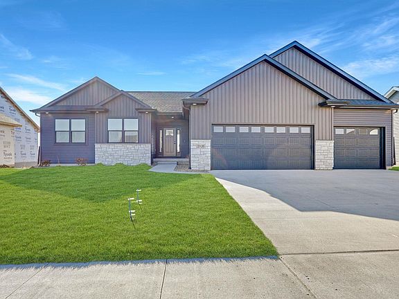 5th image of 2826 Autumn Woods Dr