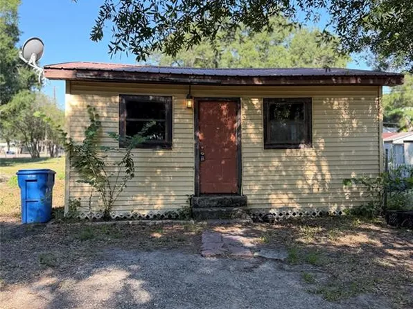 10114 E Columbus Dr, Tampa, FL 33619