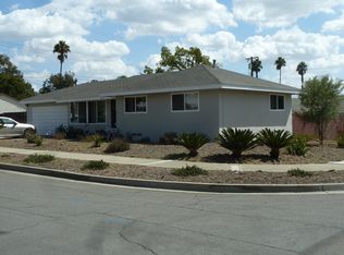 820 Drake Ave, Claremont, CA 91711