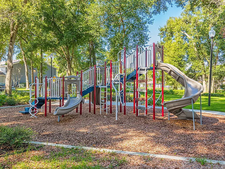 Enclave at Pine Oaks — Photo 18