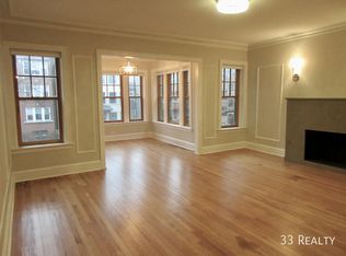 1231 W Winnemac Ave #2, Chicago, IL 60640