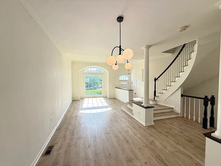 14604 Woodgate Manor Cir — Photo 6