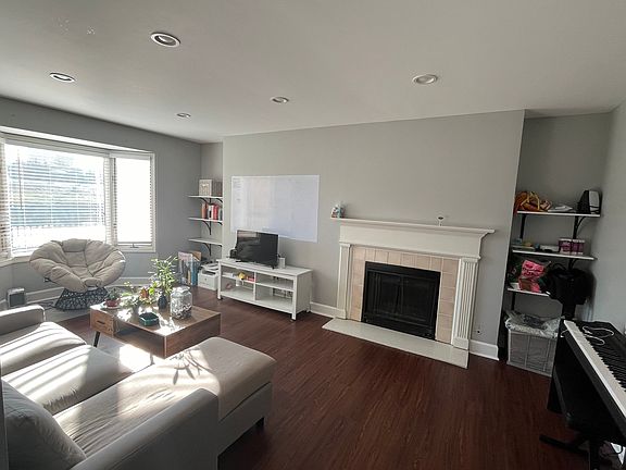 4th image of 4320 Belleview Ave APT 104