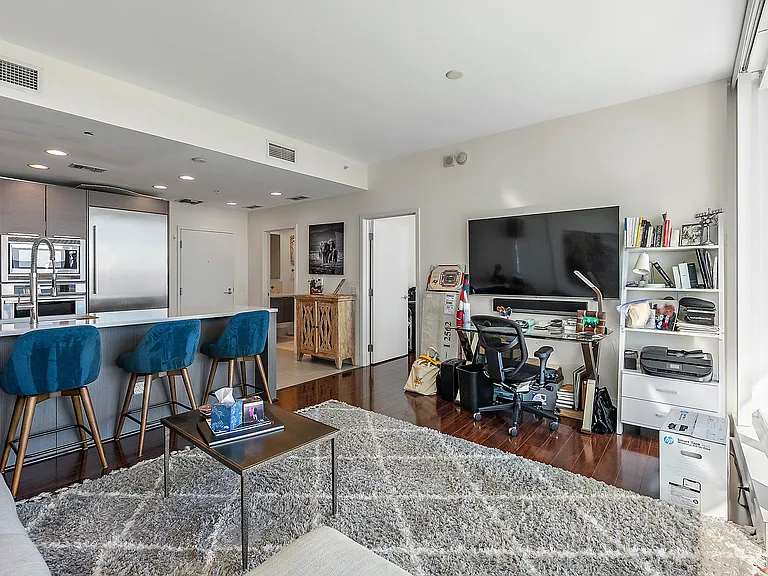 175 1st St S #704 — Photo 7