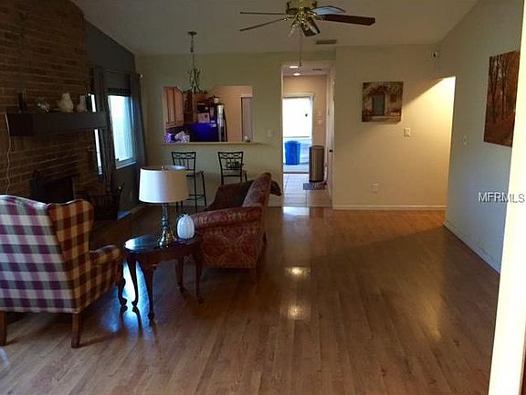 3rd image of 7203 Harbor Heights Cir