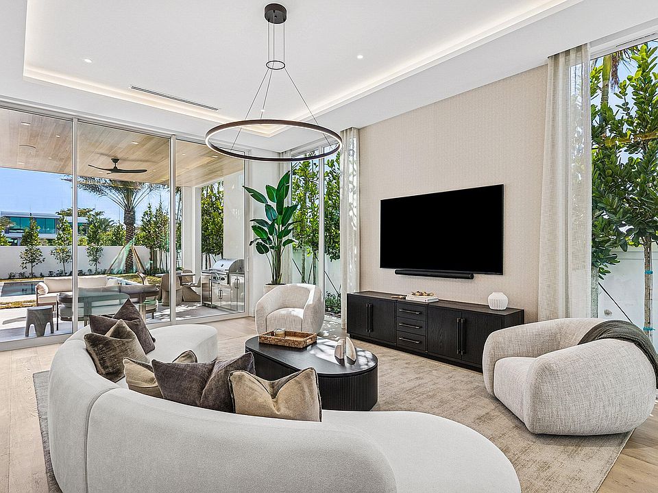 1st image of 330 Grove Place