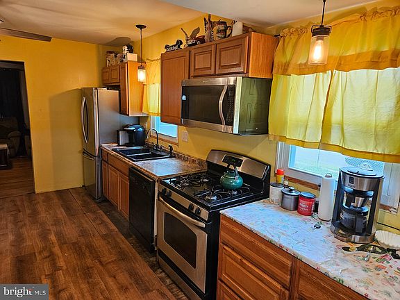 5th image of 53 Morris Ave