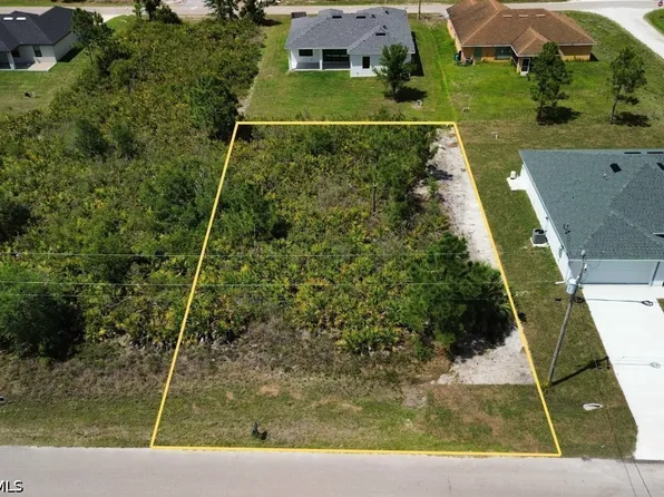 2602 26th St W, Lehigh Acres, FL 33971
