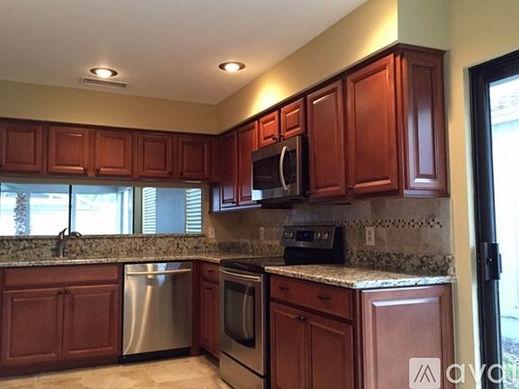 3rd image of 2633 Bent Hickory Cir
