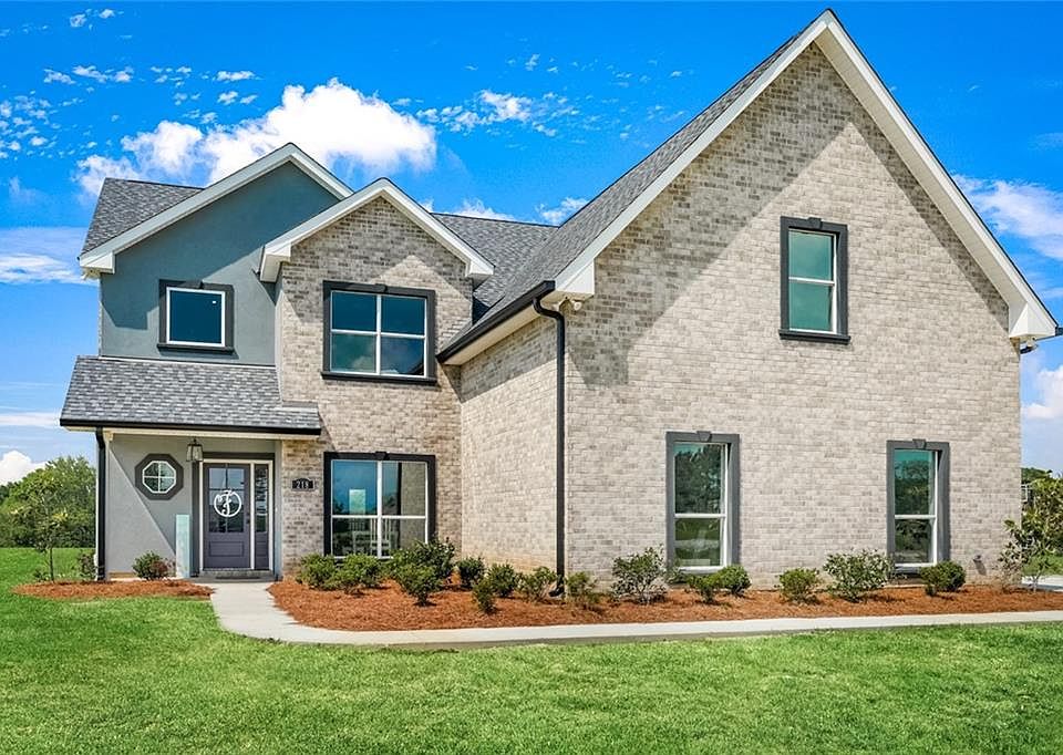 1st image of 218 Highland Crest Dr