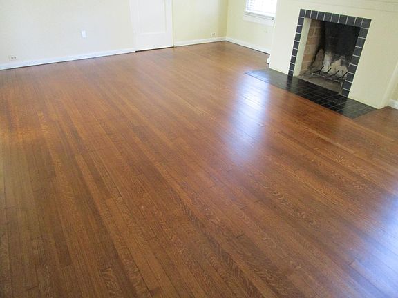 4th image of 412 W Mistletoe Ave