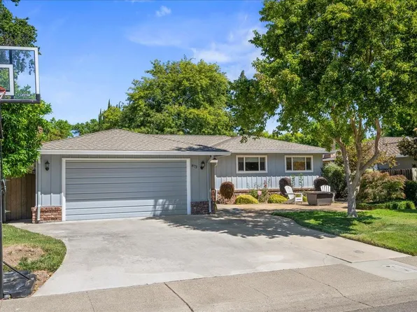 873 Royal Green Ave, Sacramento, CA 95831